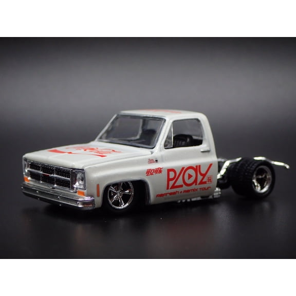 Open Box 1976 GMC SIERRA GRANDE 15 PICKUP TRUCK SQUAREBODY 1/64 SCALE DIECAST MODEL CAR