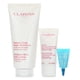 thumbnail image 2 of Set de bálsamo corporal superhidratante Clarins de 200 ml, crema de manos de 30 ml y bálsamo labial, 2 of 3