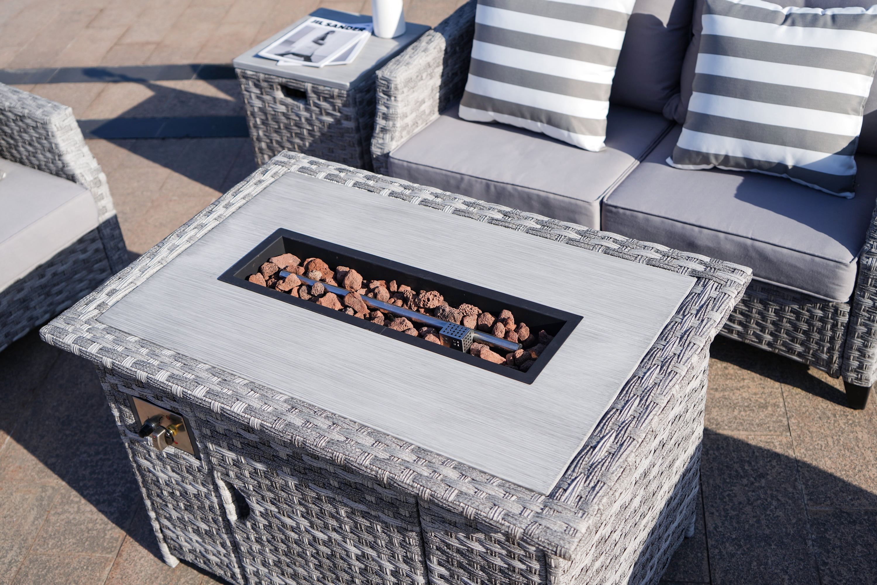 Abrihome Patio Wicker Classic Gas Fire Pit Sets for Garden in the Outdoor
