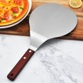 thumbnail image 2 of Pala redonda para pizza de acero inoxidable con mango de madera, pala para pizza, utensilios para pala para pizza en el hogar, pala para pasteles de acero inoxidable, ideal para levantar y T fácilmente Rojo Verde Cocina, Decoración y Otros, 2 of 5