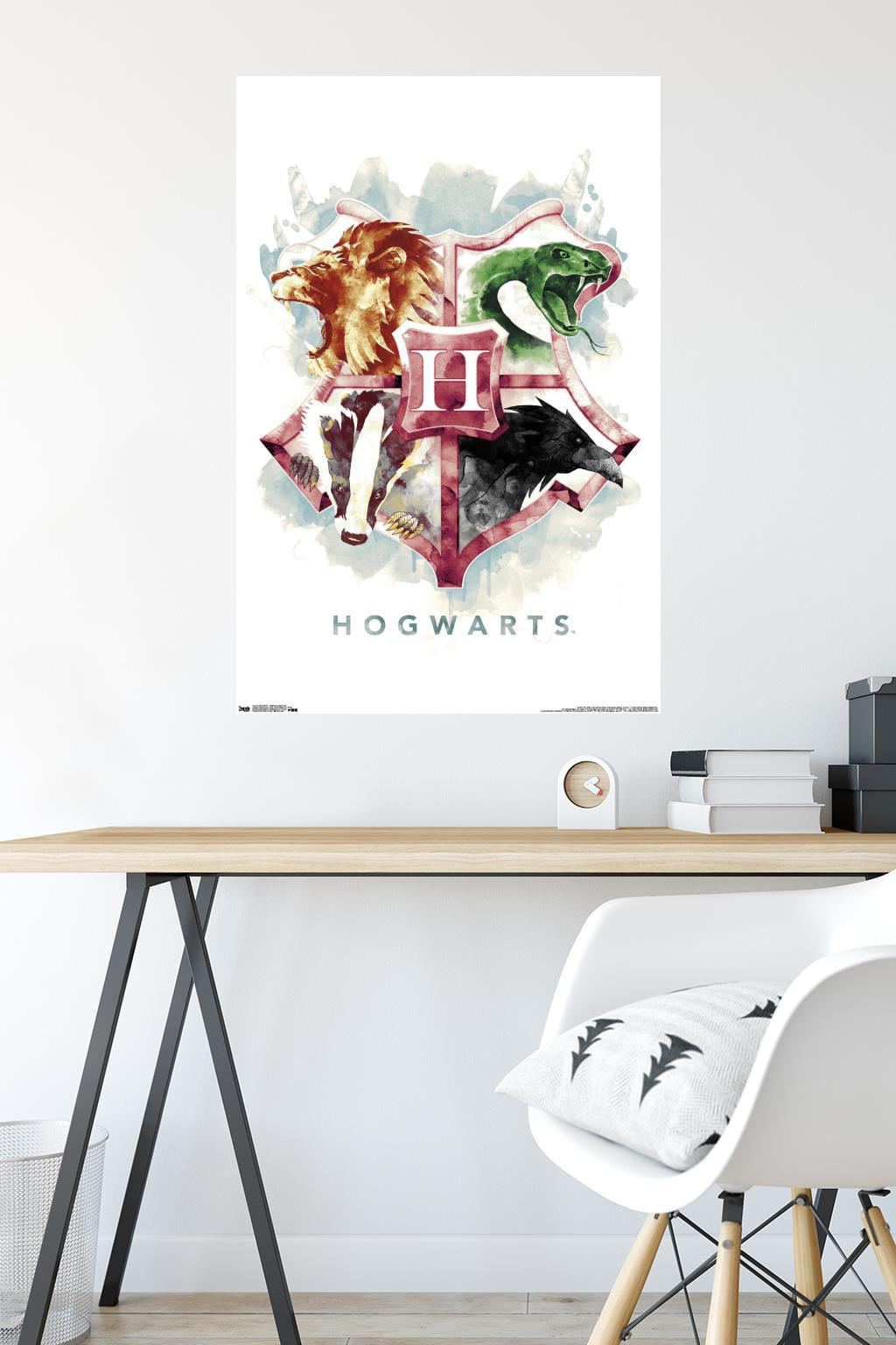  Harry Potter Hogwarts Crest Poster (24in x 36in)  (Multicolored): Posters & Prints