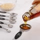 thumbnail image 4 of Juego de 9 cucharas medidoras magnéticas de acero inoxidable, apilables, de doble cara, para medir ingredientes secos y líquidos, 4 of 5
