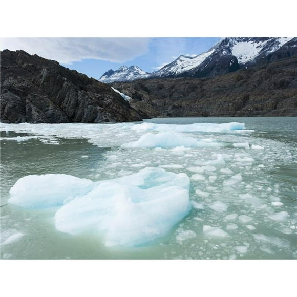Southern Patagonian Ice Field - Torres Del Paine Magallanes & Antartica Chilena Region Chile Poster Print - 34 x 26 in. - Grand