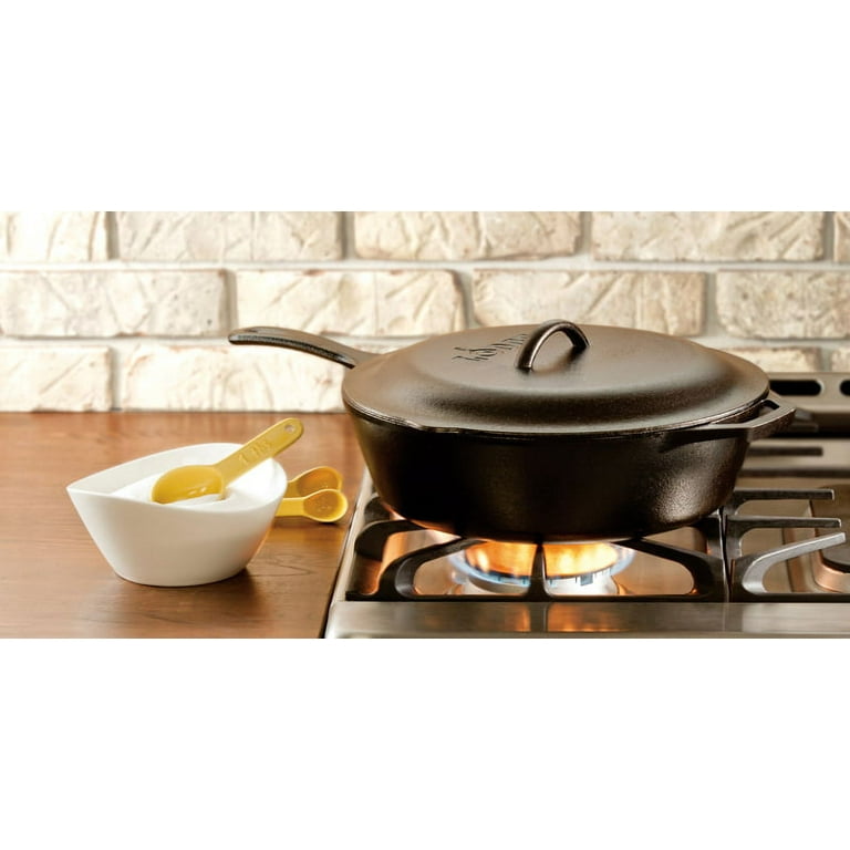  Lodge Seasoned Cast Iron Skillet with Tempered Glass