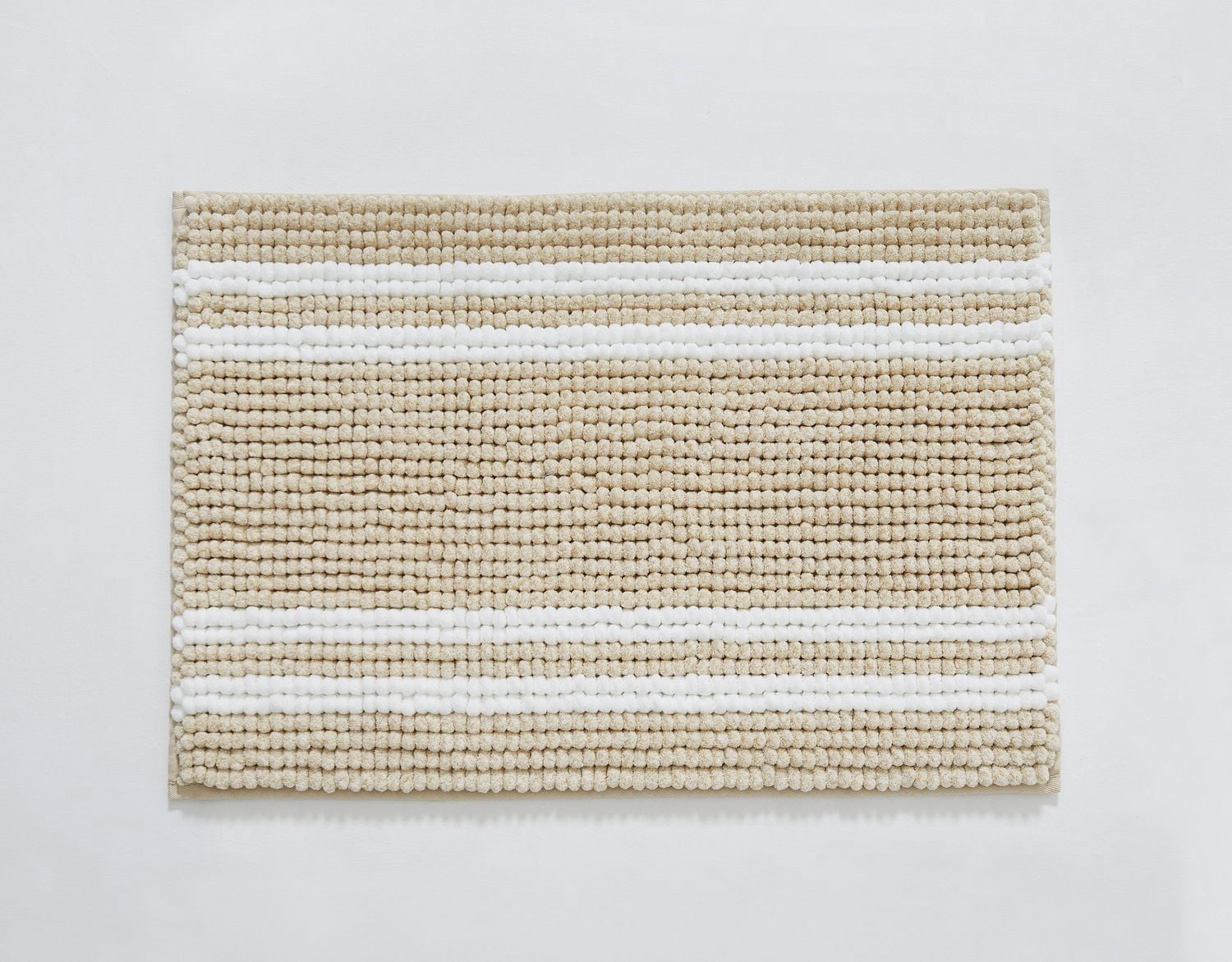 Chaps Luxury Bath Rug - Plush Comfort for Stylish Bathrooms, Tan, 17" x 24"