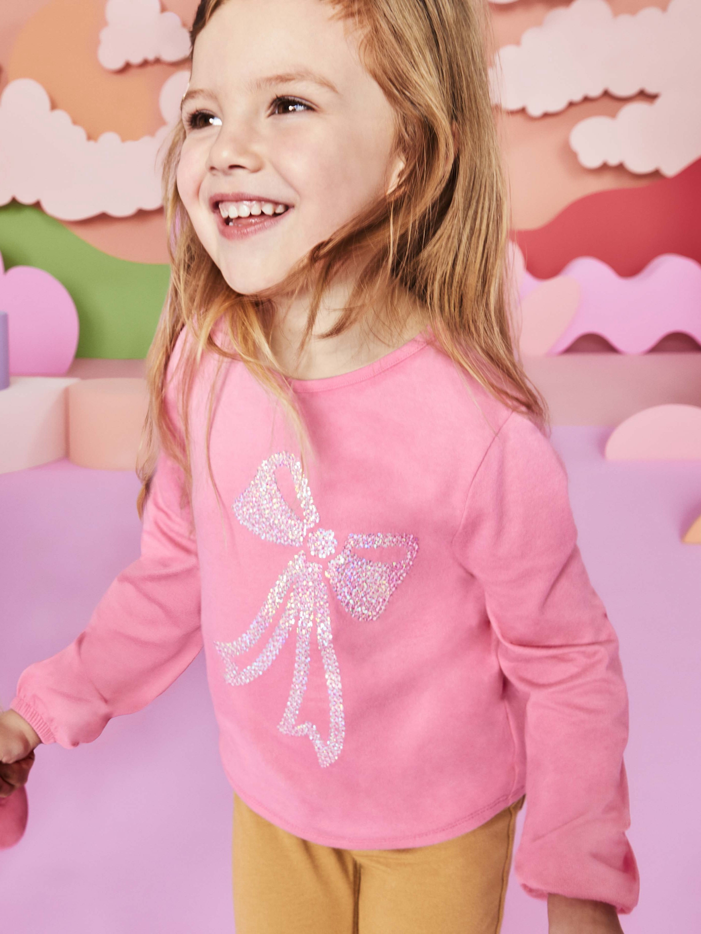 Garanimals Toddler Girl Long Cuffed Sleeve Sequin Graphic Top, Sizes 18M-5T