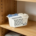 thumbnail image 2 of Cesta apilable de almacenamiento de escritorio con diseño de hebilla, cesta organizadora de plástico transpirable con asas, almacenamiento doméstico multiusos para oficina, cocina y baño., 2 of 6