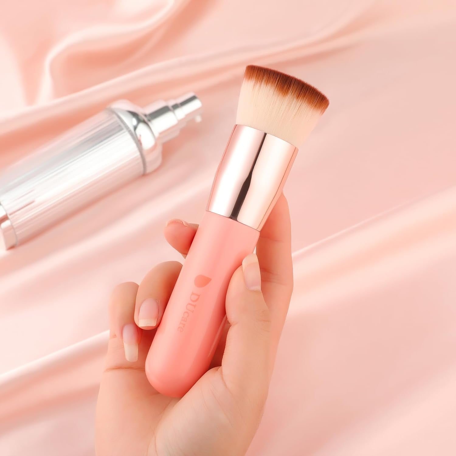 DUcare Foundation Pinsel Set – Flacher Kabuki Pinsel Für Foundation, Creme & Puder