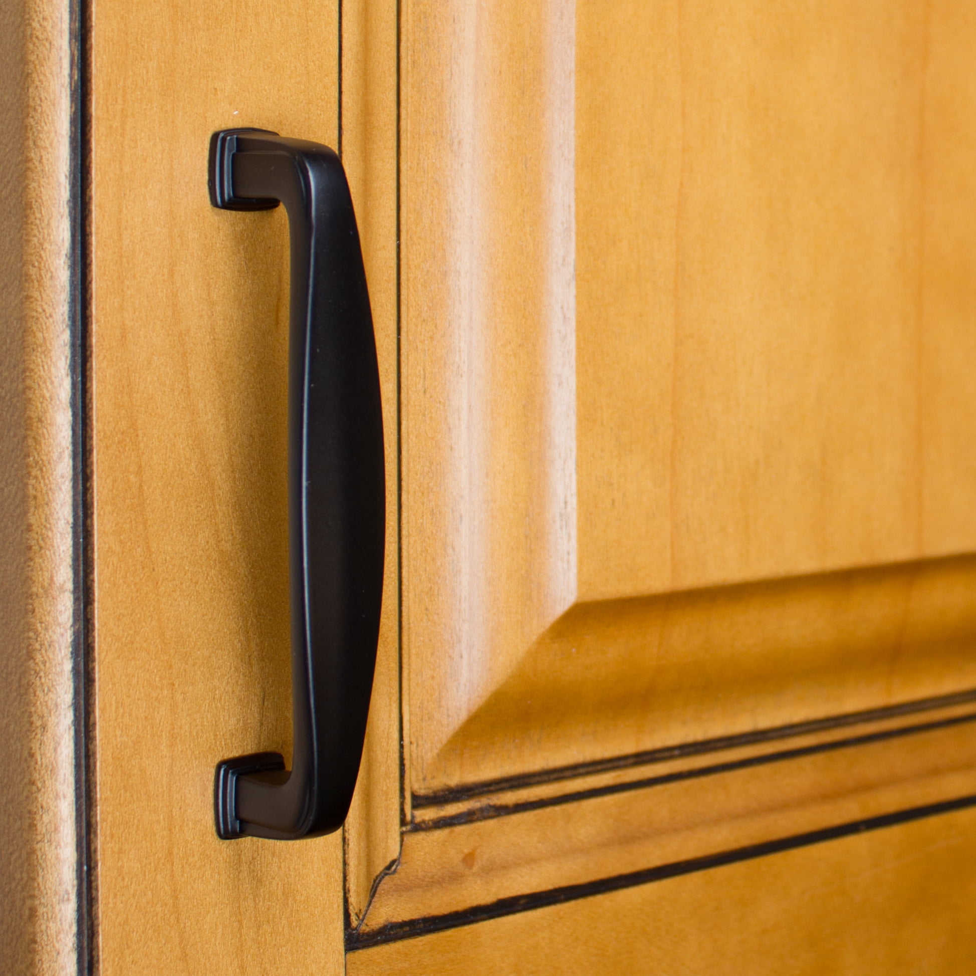 GlideRite 3-3/4 in. Center Classic Cabinet Pull Handles, Matte Black, Pack of 10