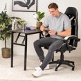 thumbnail image 2 of Chaise de Jeu en Cuir – Ergonomique avec Appui-Tête et Repose-Pieds, 2 of 4