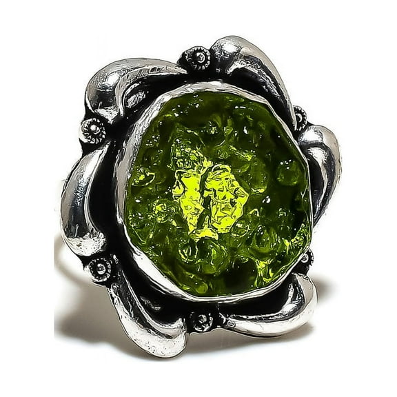 Natural Moldavite Quartz Gemstone 925 Sterling Silver Ring Size 9.5