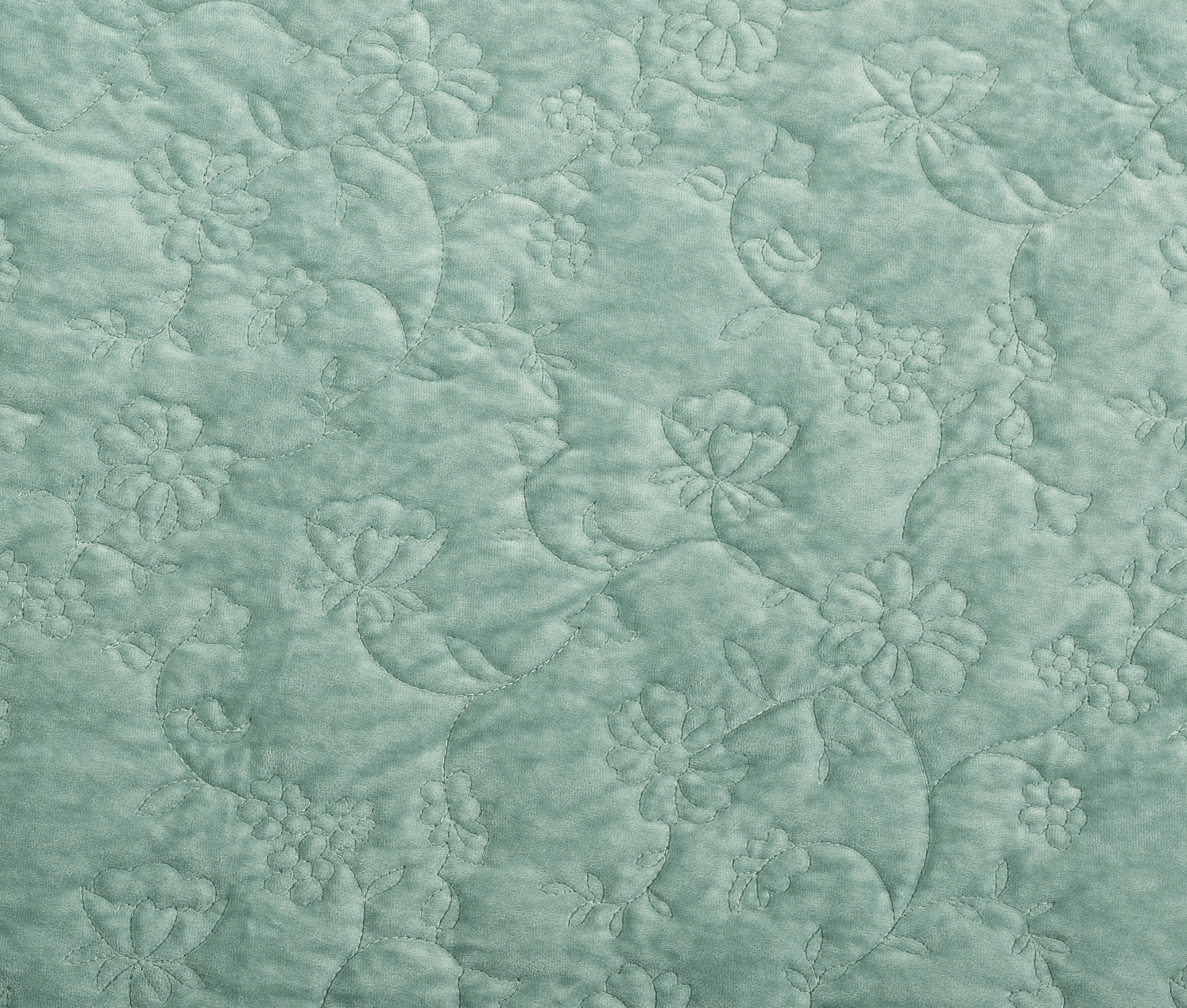 The Pioneer Woman Eloise Floral Velvet Pillow Shams, Standard, Green River, 2 Pack