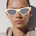 thumbnail image 3 of Lunettes de Soleil Mode Femmes Hommes Lunettes Multicolores Monture en Plastique Style de Rue Lunettes de Protection, 3 of 6