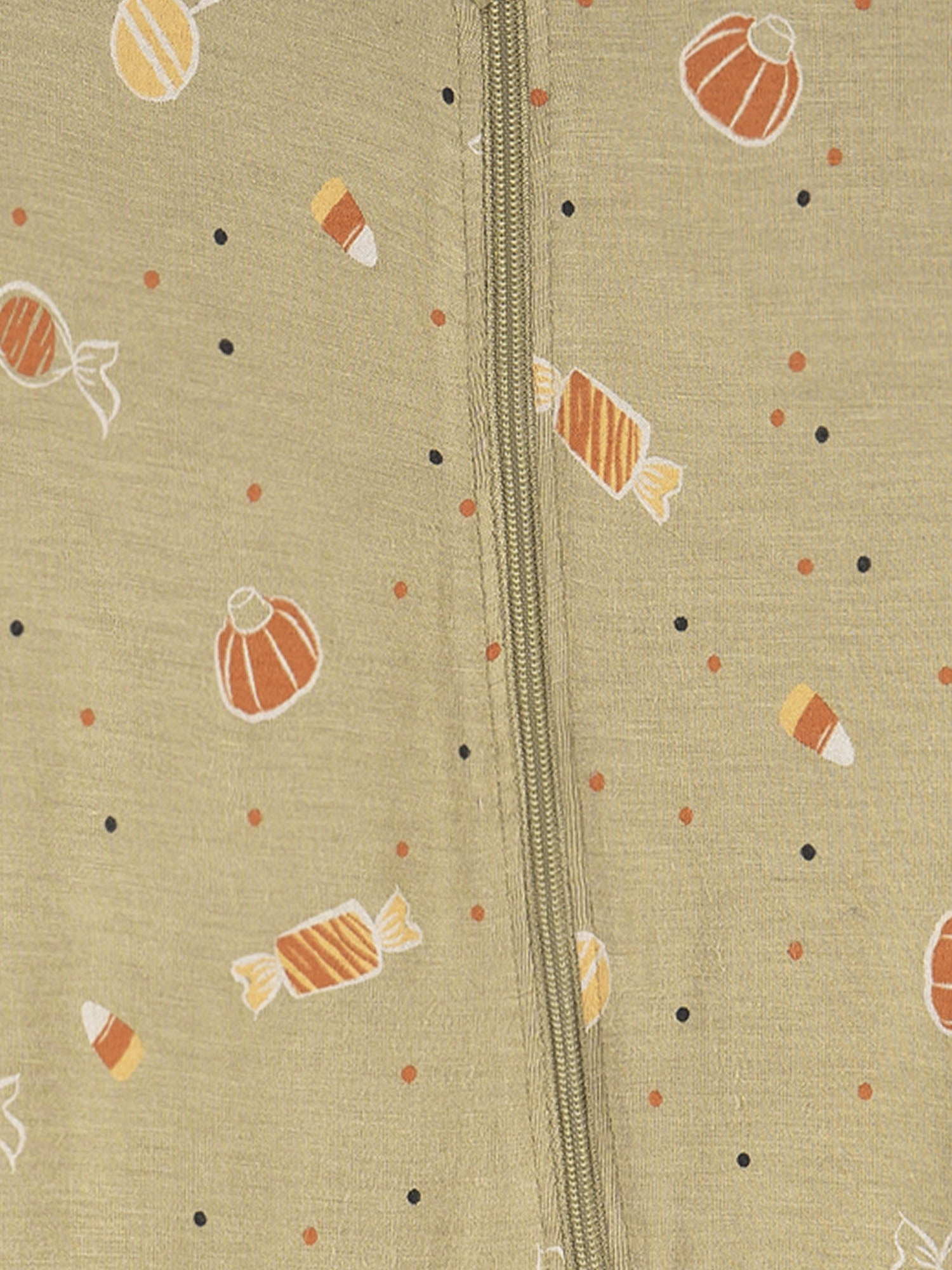 Modern Moments by Gerber Neutral Two-Way Zip Halloween Viscose Sleep ´N Play Footed Pajama , Sizes Newborn - 6/9 Months