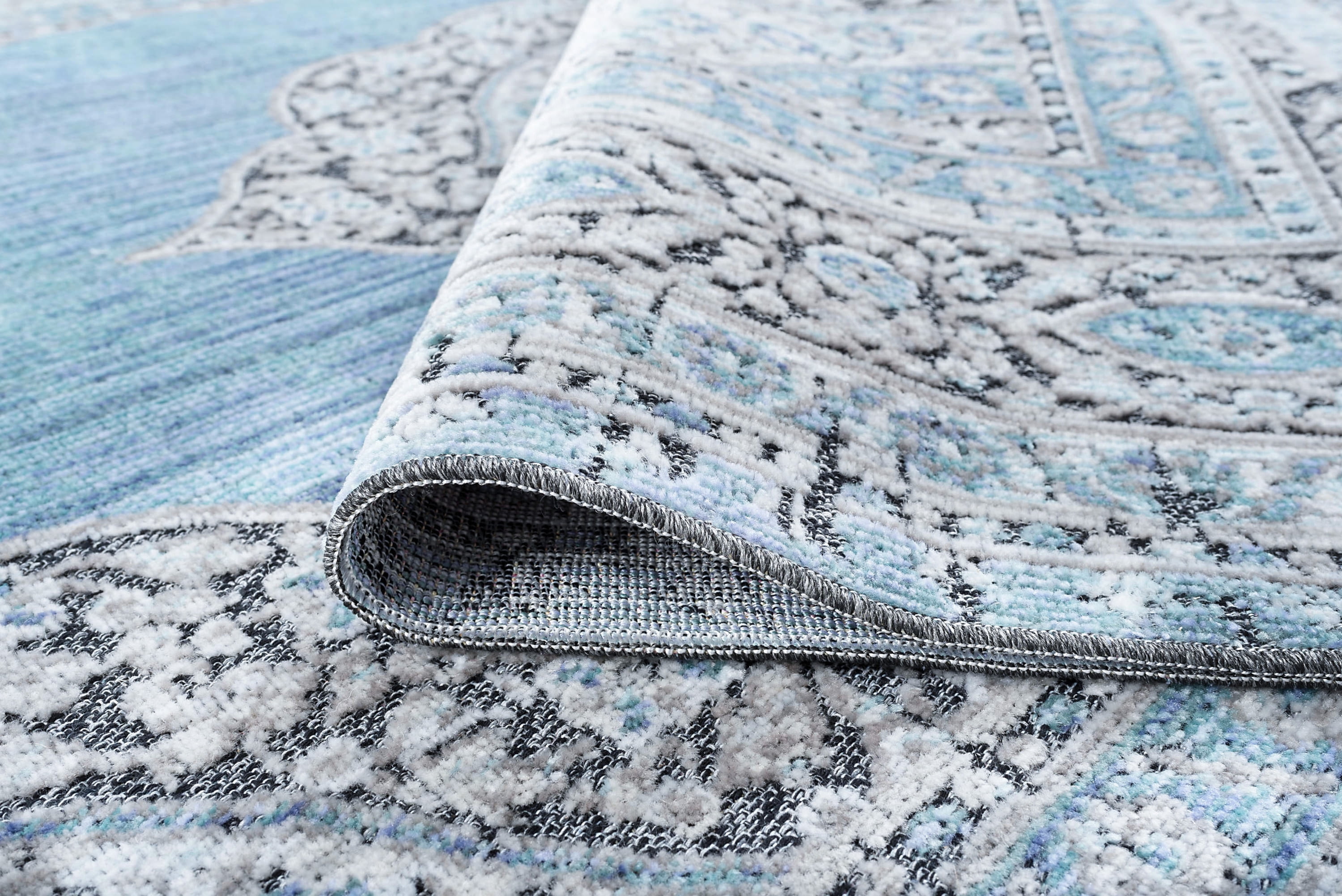 Traditional 8x10 Area Rug (7'10'' x 10'3'') Medallion Aqua, Cream Living Room Easy to Clean