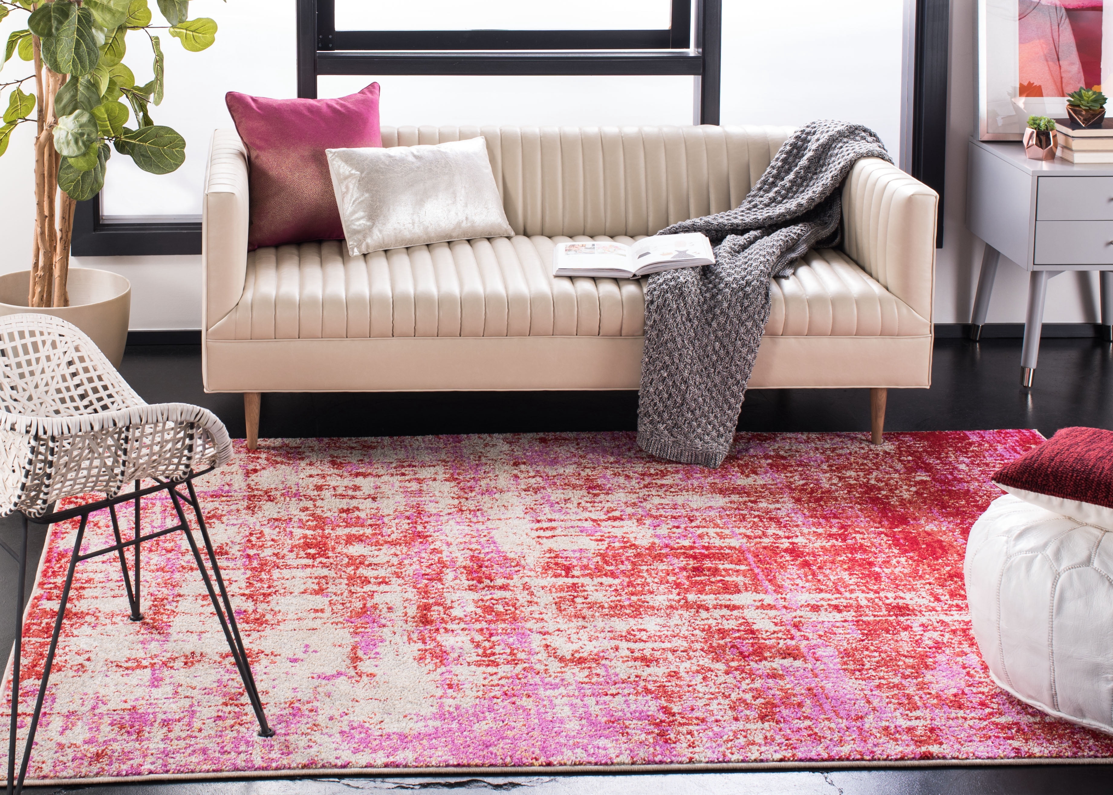 Safavieh Adirondack Boniface Distressed Area Rug, Red/Gold, 8' x 10'
