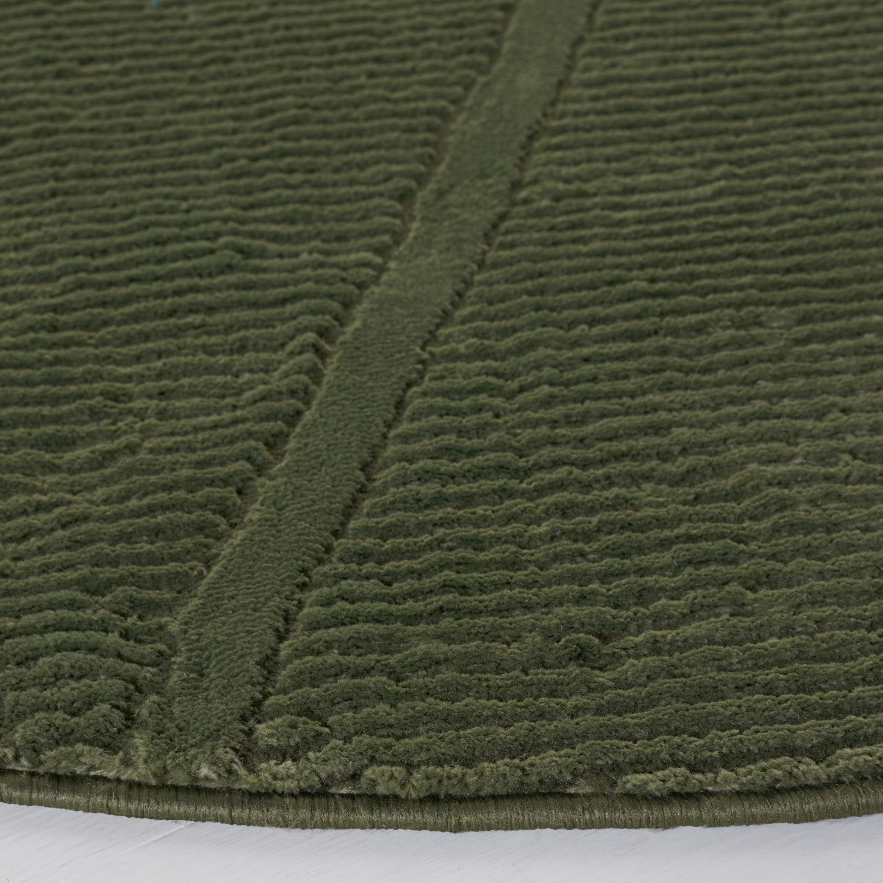 Safavieh Revive Lorrin Diamond Polyester Area Rug, Green, 5'3" x 5'3" Round