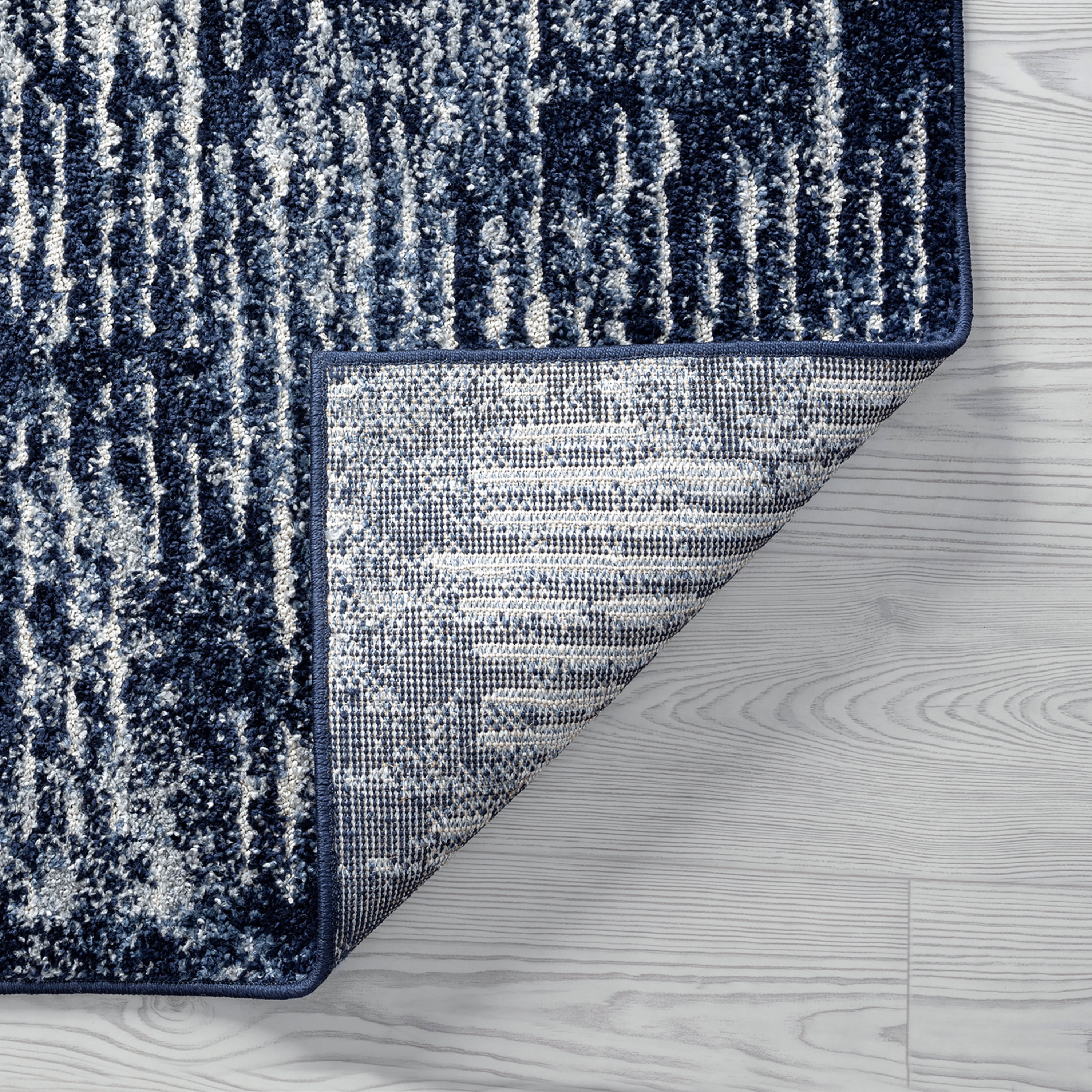 Contemporary 2x3 Area Rug (2' x 3') Abstract Navy, Cream Indoor Scatter Easy to Clean