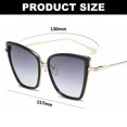 thumbnail image 2 of Gafas de sol reflectantes con forma de ojo de gato, PC y materiales metálicos que combinan con todo, con personalidad a la moda, 2 of 5