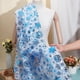 thumbnail image 3 of Tela de tul con estampado de copos de nieve grandes, 2 yardas, azul; tela de organza blanca transparente., 3 of 9