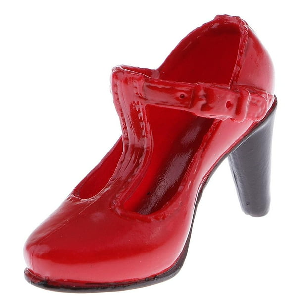Red pumps shop size 12