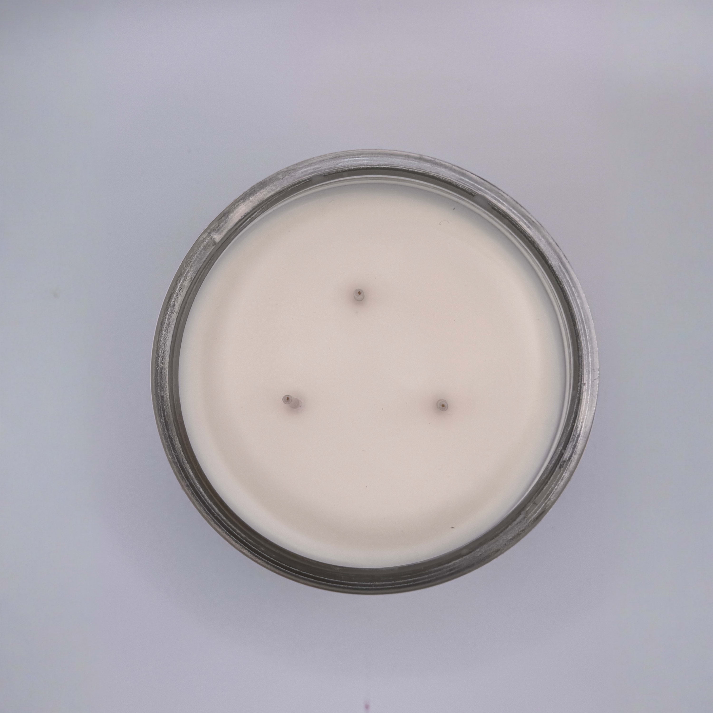 MAINSTAYS PL Bougie parfumée en pot de verre à 3 mèches, Cozy Comfort, 326 g (11,5 oz) MAINSTAYS PL Bougie parfumée en pot de verre à 3 mèches, Cozy Comfort, 326 g (11,5 oz)