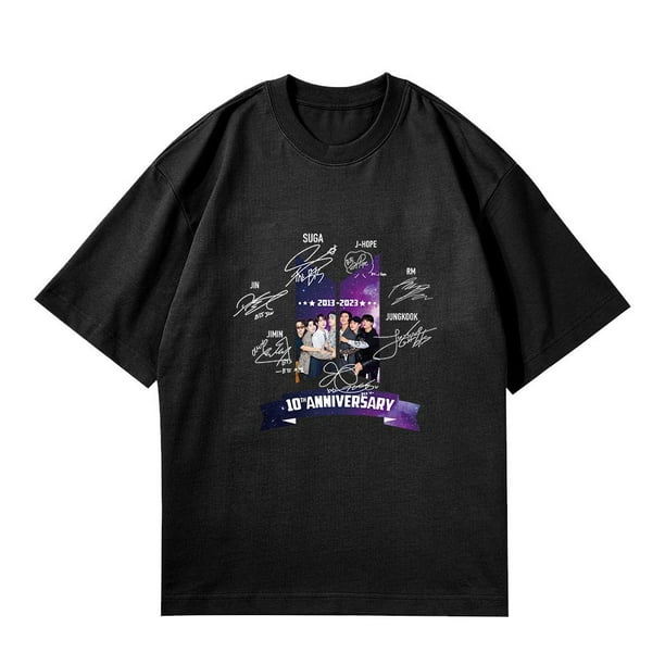 KPOP BTS 10th Anniversary Camiseta De Algodón Para Hombres Y Mujeres Talla Grande Arte Firma Impresión Suelta Pareja Manga Corta Harajuku Verano Moda Casual Estudiante Camisa Tee