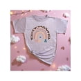 thumbnail image 2 of Playera Blusa De Mamá Estilo Arcoiris – Amor, Arcoíris y Corazones en Cada Suspiro Color Lila Talla Extra Grande Marca Emil SaEs, 2 of 4