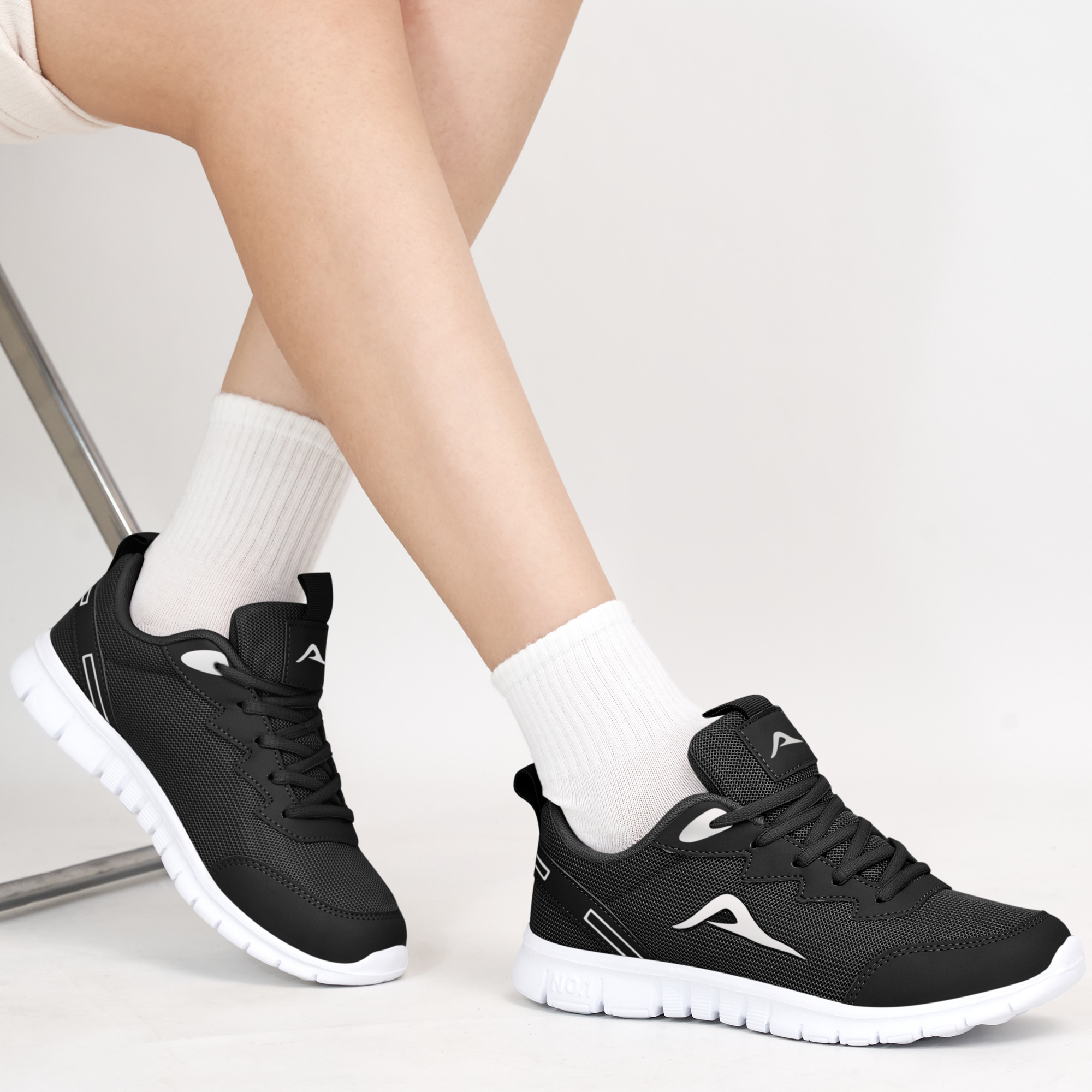 Ecetana Women's Lightweight Mesh Running Sneaker photo 6