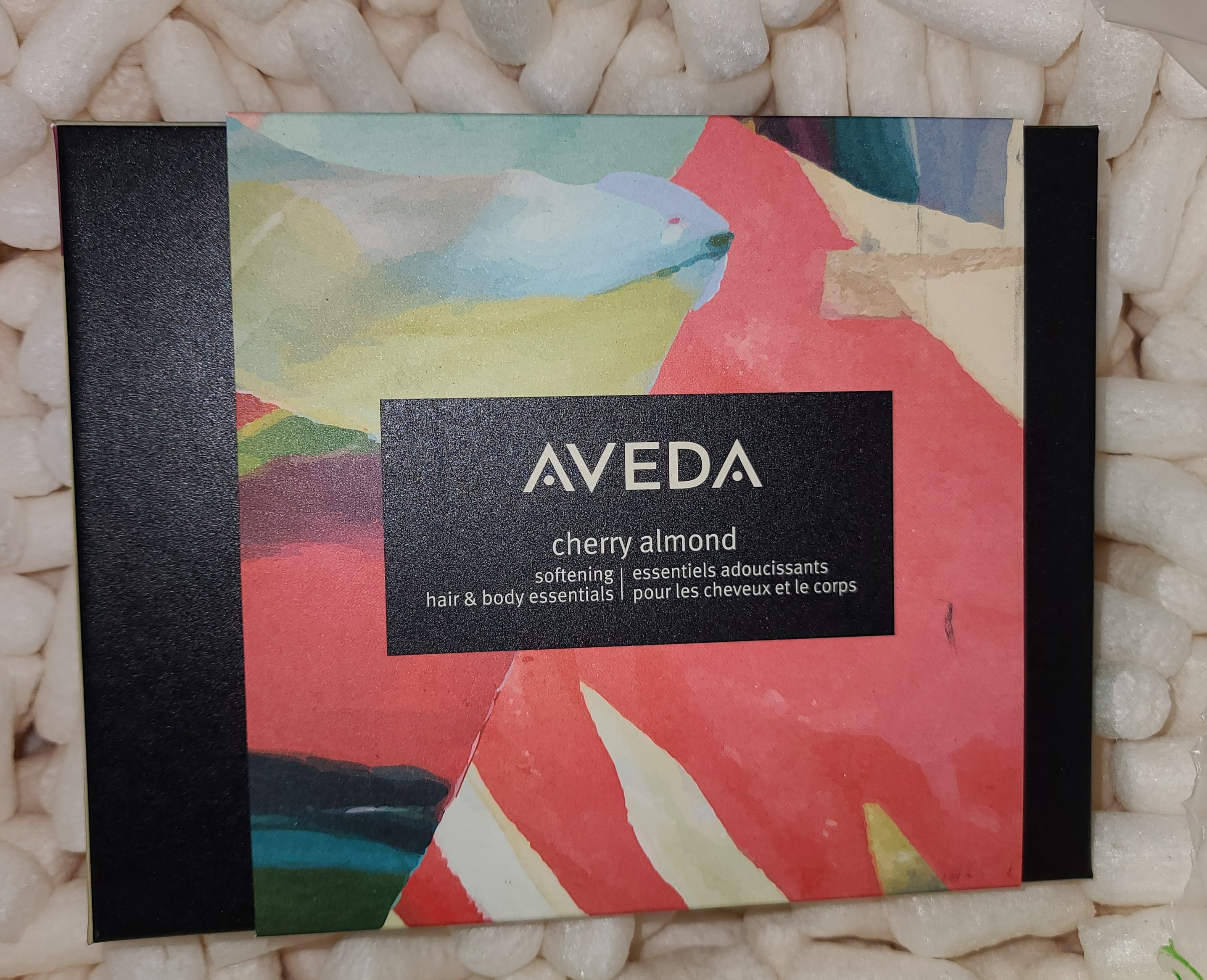 Aveda cherry almond softing hair & body essential set box *NEW* - Aveda cherry almond softing hair & body essential set box *NEW* -