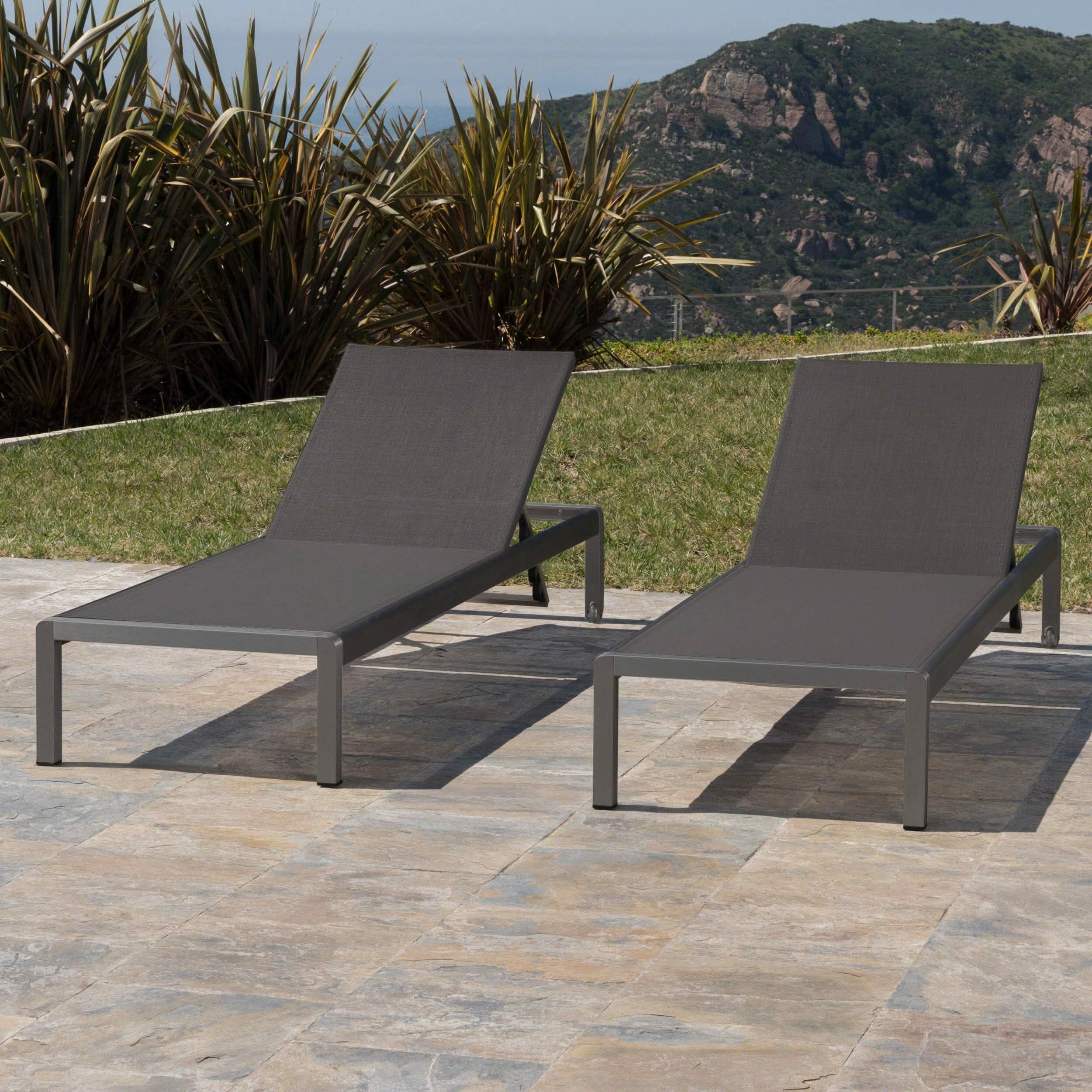 MAYEERTY Patio Lounge Chair Outdoor KD Chaise Lounge with Sturdy Steel Frame Outdoor Sunbathing Recliner