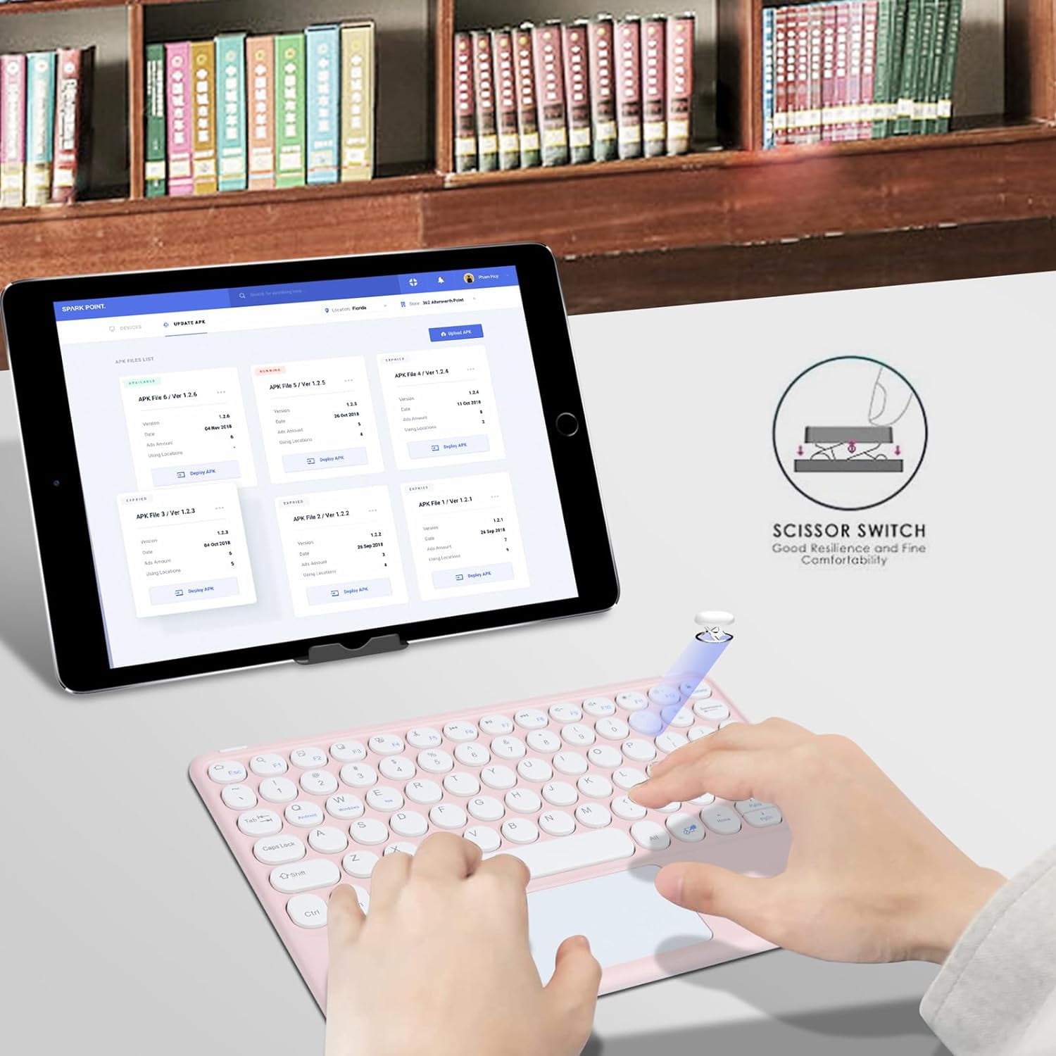 Portable Wireless Bluetooth Keyboard with Touchpad, Ultra-Thin Rechargeable Bluetooth Keyboard Mini with trackpad Round Key for iPad pro/iPad/iOS/Android (Pink)