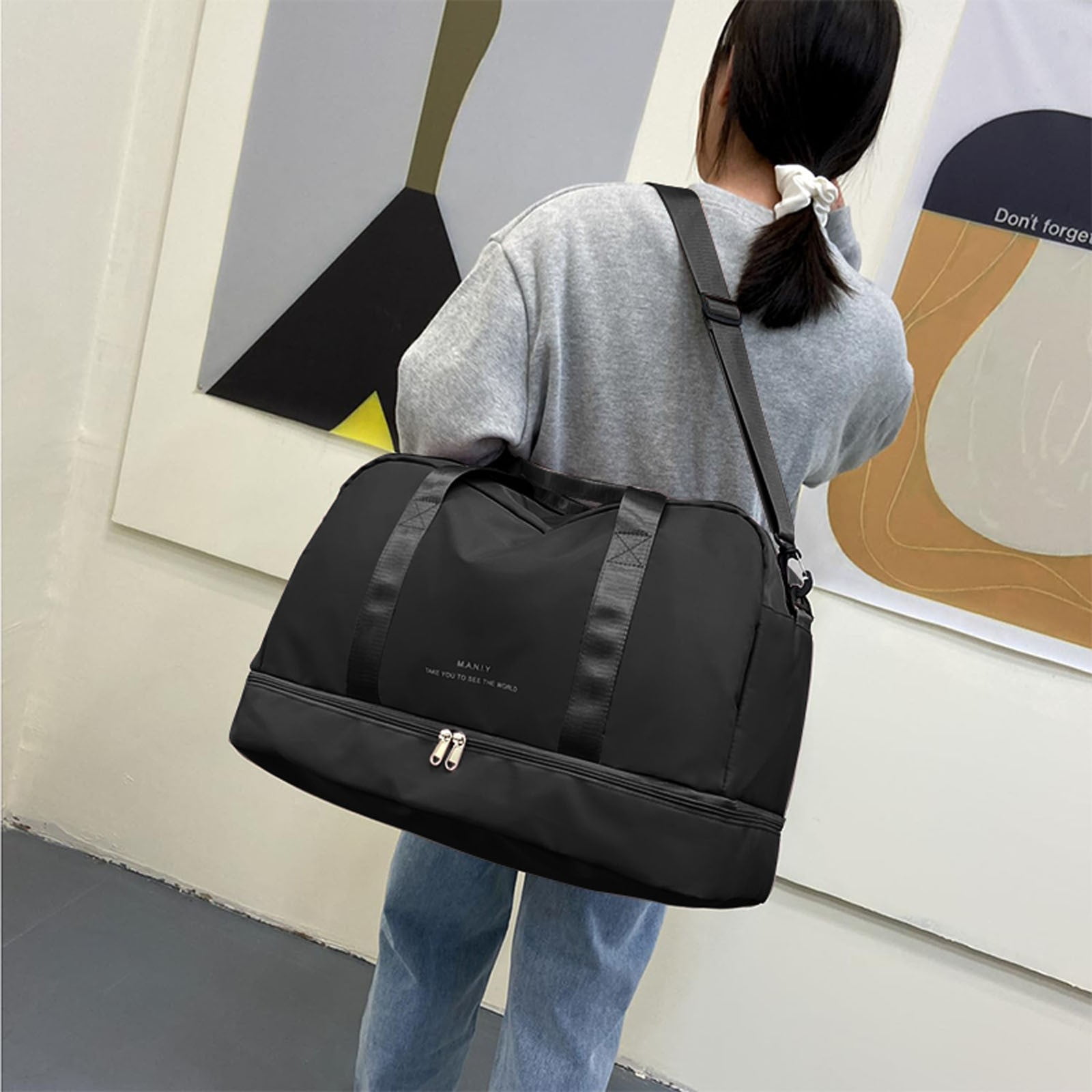 Jierger Large Capacity Gym Bag for Women Sports Travel Duffel Bag with Shoe Compartment Light Overnight Bag for Lady Travel Gym Yoga