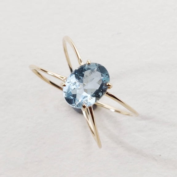 Natural Aquamarine Ring: 14K Yellow Gold March Birthstone Jewelry