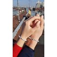 thumbnail image 4 of Pulsera de iniciales blancas para parejas y amigos: cuentas de piedra natural básicas como regalo, 4 of 4