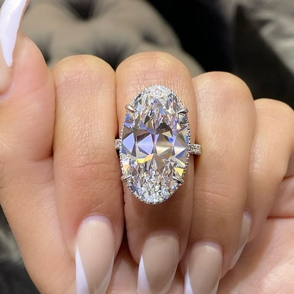 L.YY Oval - Cut Diamond Statement Ring,Size:7