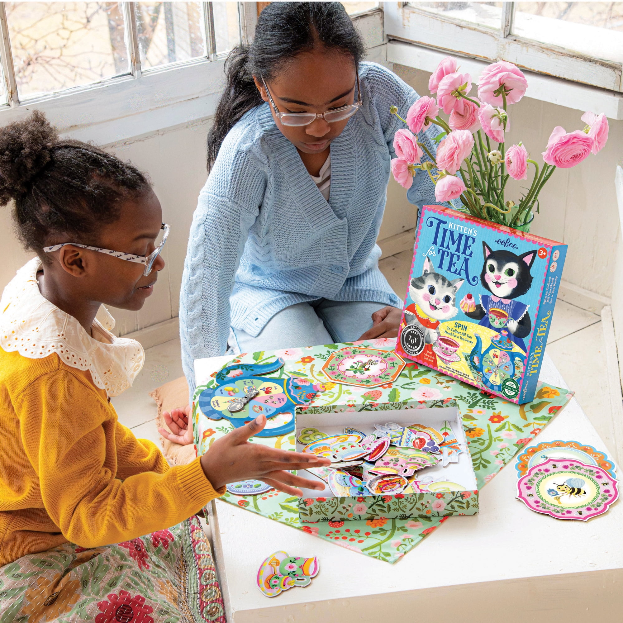 eeBoo Kitten's Time For Tea Spinner Game, Story Building Game, Ages 3+, 2-4 Players - Introduces Storytelling & Creative Thinking, 15 Minute Gameplay