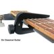 thumbnail image 3 of Cejilla de guitarra universal, cejilla de guitarra de aleación con tornillo ajustable para instrumentos de 6 y 12 cuerdas, guitarra clásica, eléctrica y acústica, ukelele, mandolina y banjo - negro. JM, 3 of 3