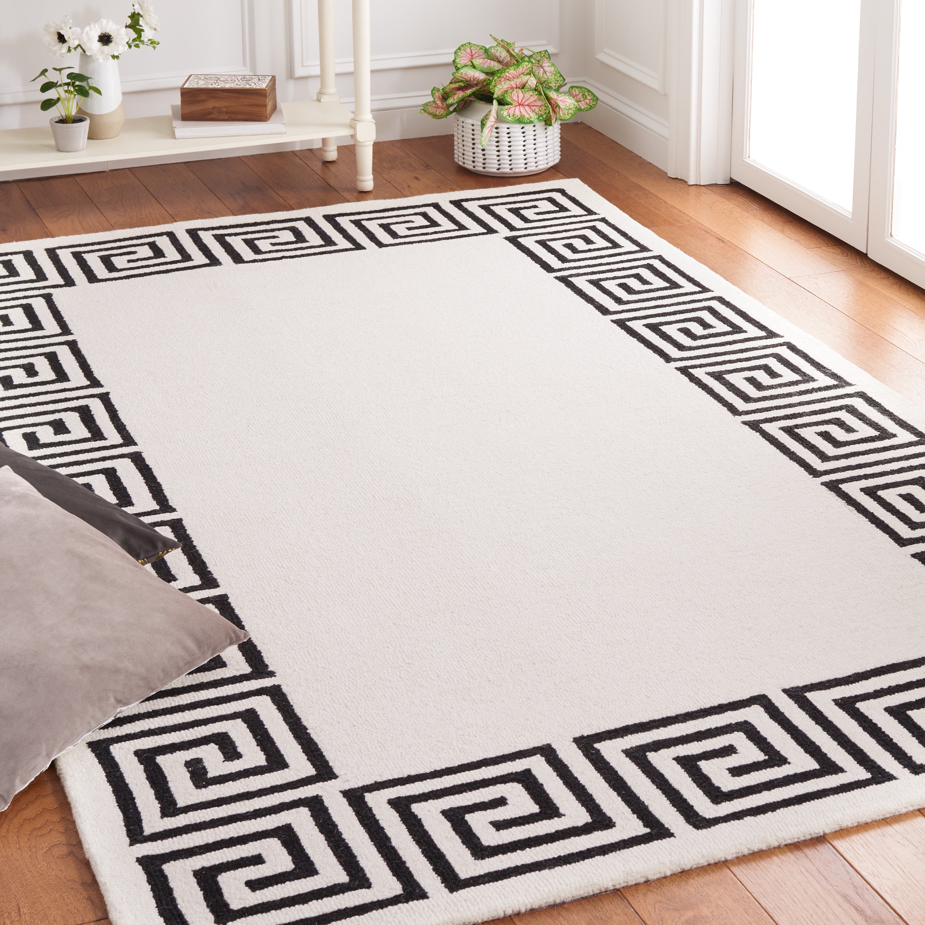 SAFAVIEH Metro Ivonette Bordered Area Rug, Ivory/Black, 3' x 5'