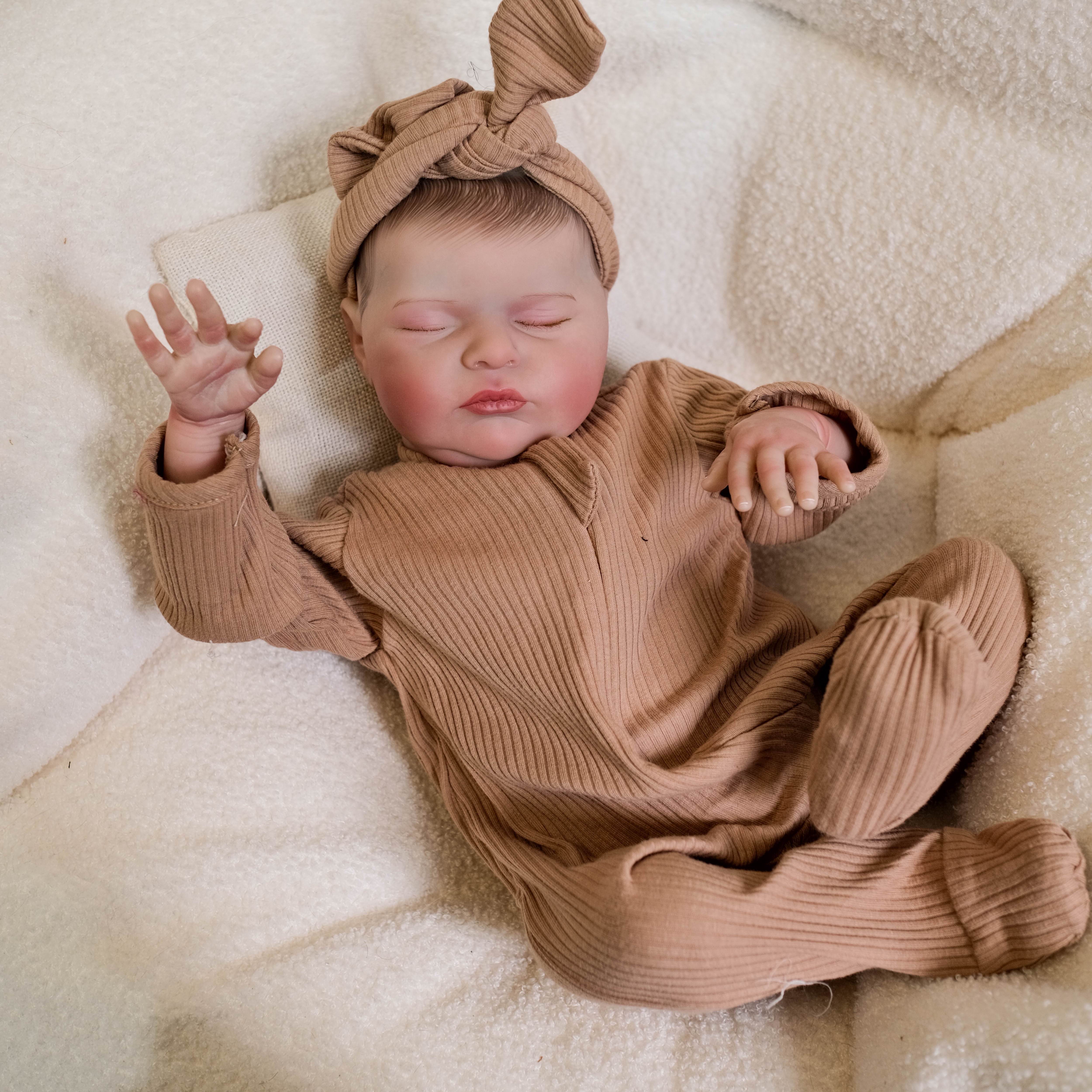 iCradle Lovely Reborn Baby Dolls 18 inch 46 cm Cuddly Sleeping Realistic Newborn Babies Soft Cloth Body Closed Eyes Khaki Suit Gift Set for Children 3+