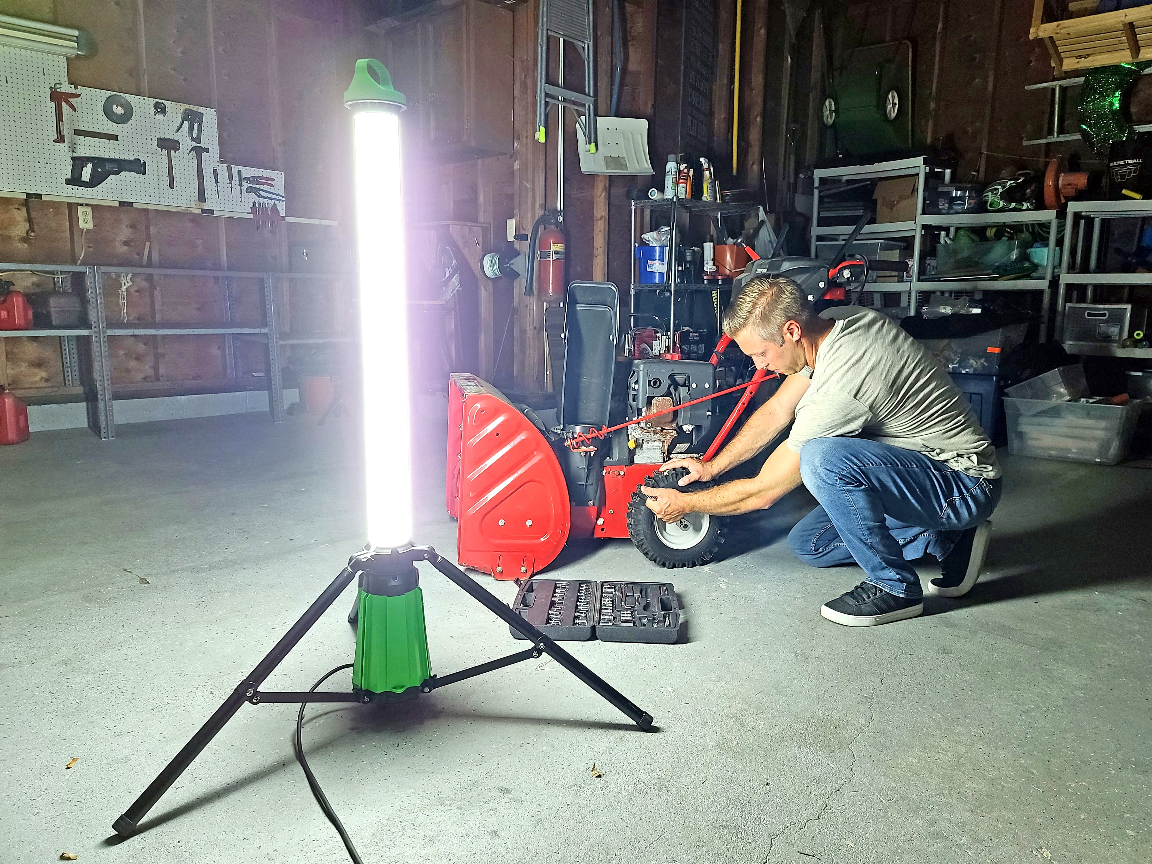 Dunwell Vertical 360 LED Work Light, 5000 Lumen