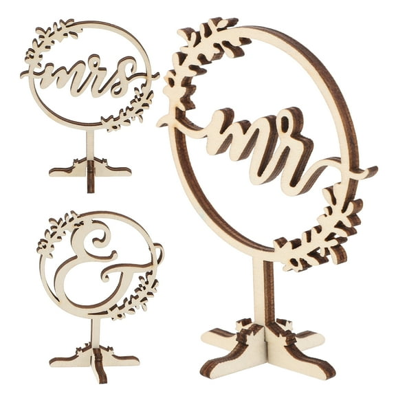 FRCOLOR Mr and Mrs Wedding Sign Decorative Wood Centerpiece for Indoor and Outdoor Decoration Beige