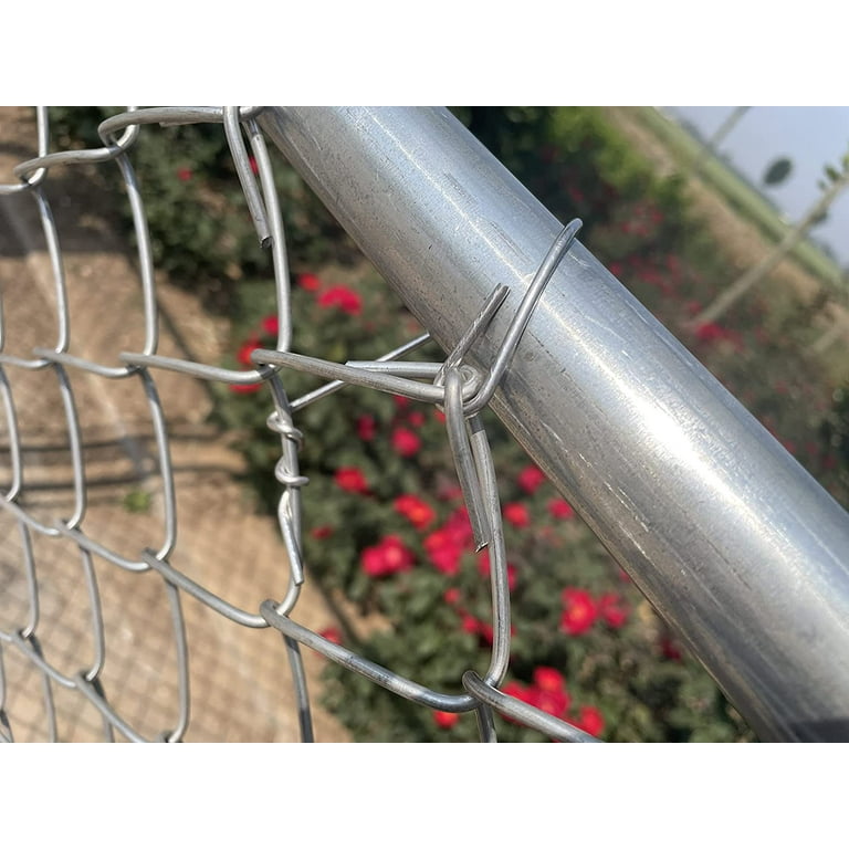Chain link fence top gauge for dogs