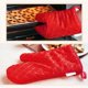 thumbnail image 4 of Guantes de horno antideslizantes de primera calidad (juego de 2) hasta 240 °C - silicona Guantes para parrilla extremadamente resistentes al calor Guantes para barbacoa, 4 of 6