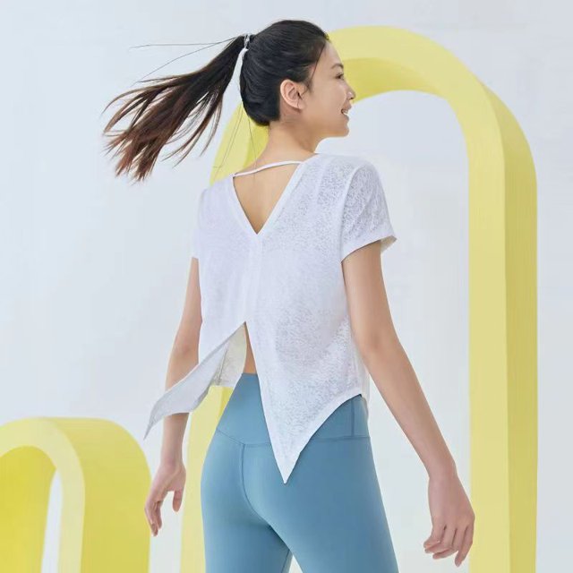 Estilo Hermosa Espalda Ropa de Yoga Superior de Mujer Suelta Cadera Cubriendo Ropa de Fitness Camiseta Deportiva Blusa Blanca Verano Manga Corta