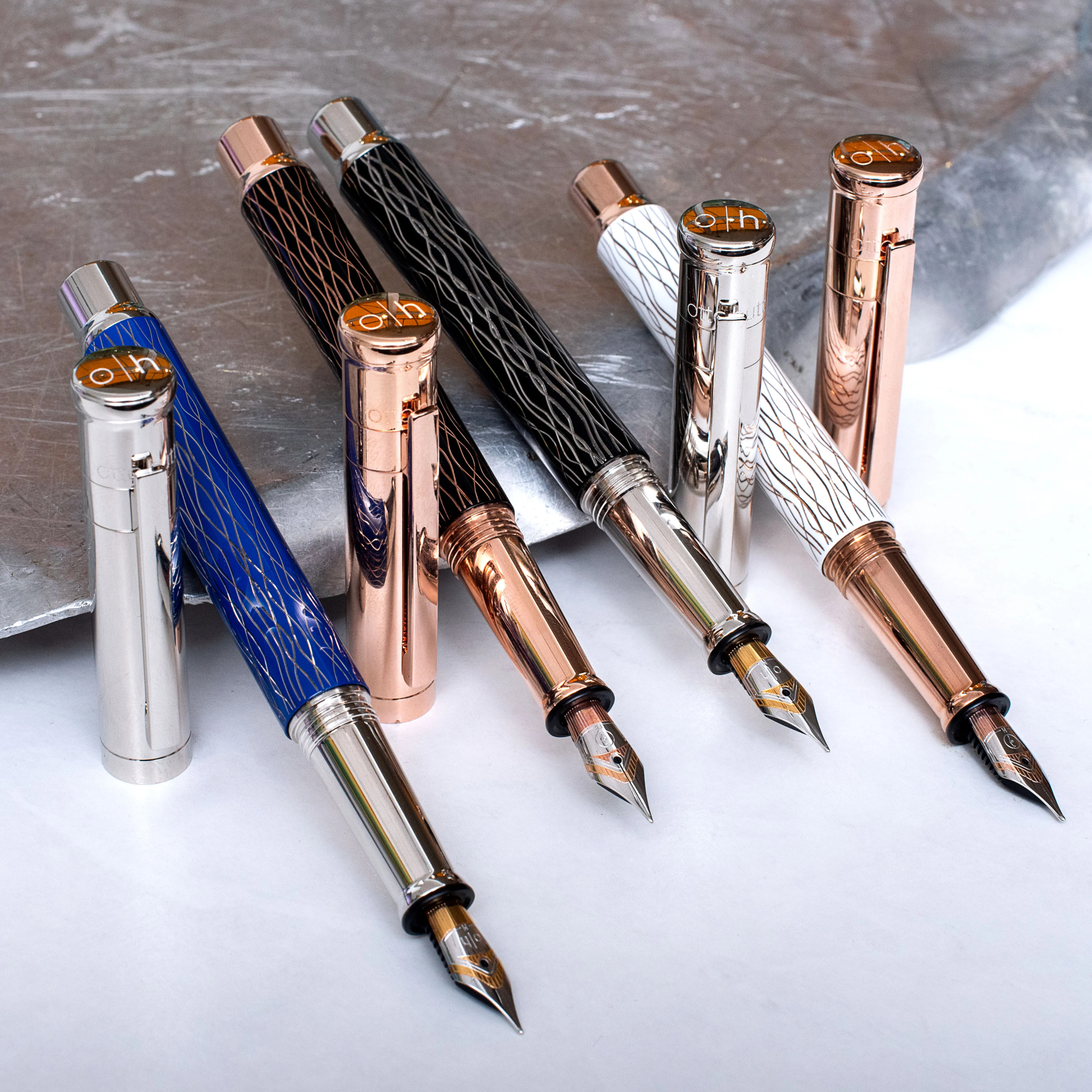Otto Hutt Design 04 Wave Fountain Pen - Walmart.com