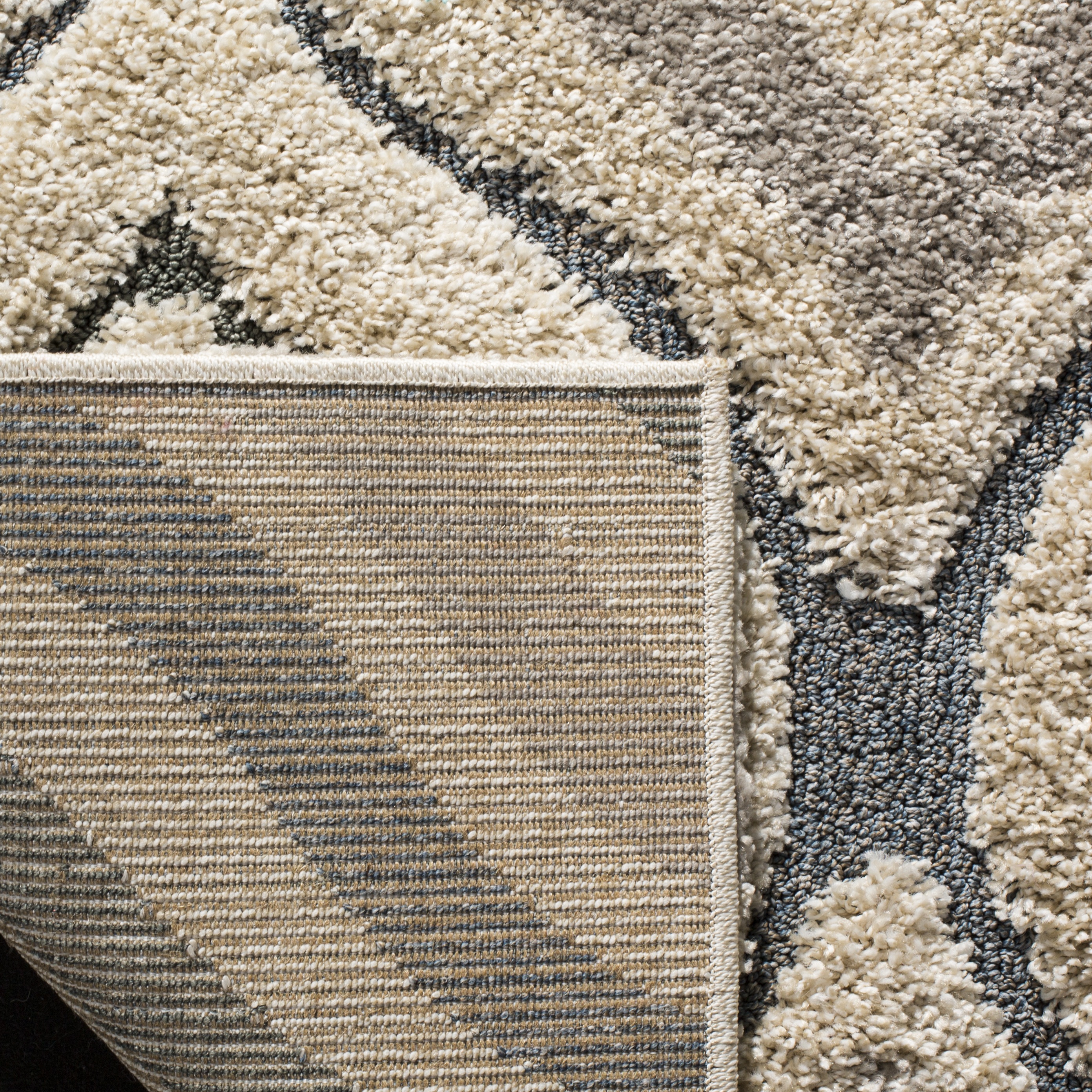 SAFAVIEH Arctic Shag Isolde Solid Area Rug, Taupe, 2' x 3'
