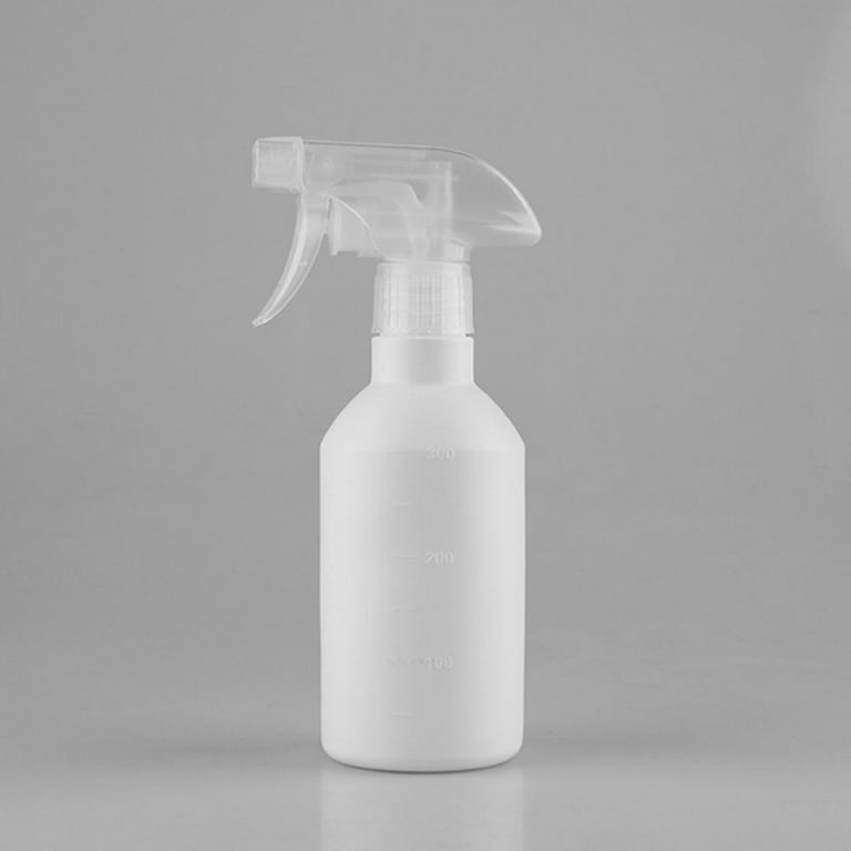 EzPro USA Plastic Spray Bottle 24 oz All-Purpose Heavy Duty Spraying Bottles Leak Proof Mist Empty Water Bottle for Cleaning Solution Pet Adjustable