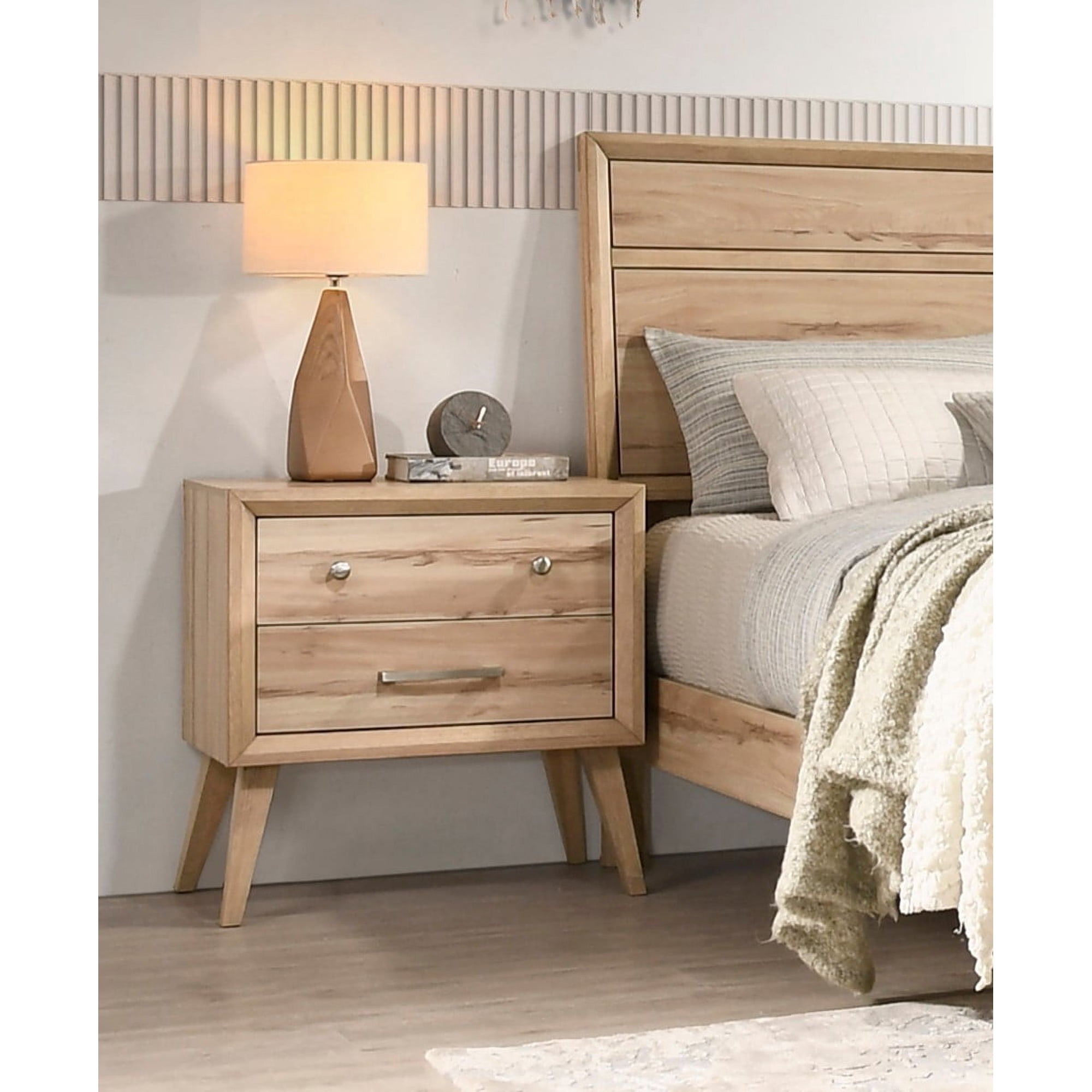 Classic Style Nightstand of 2x Drawers Natural Oak Finish Wooden Bedroom Furniture 1pc Mid-Century Modern Design