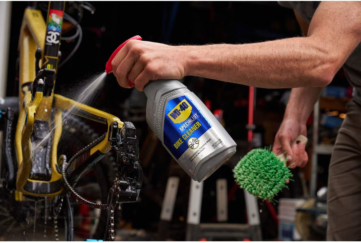 WD-40 (390340) Specialist Bike Cleaner, 32oz, foaming Trigger 4CT